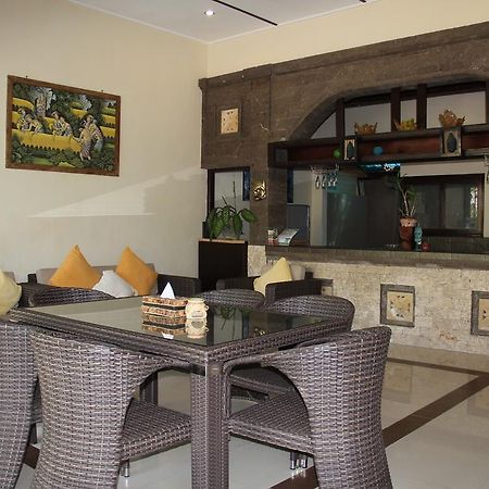 The Catur Villa Seminyak Exteriör bild