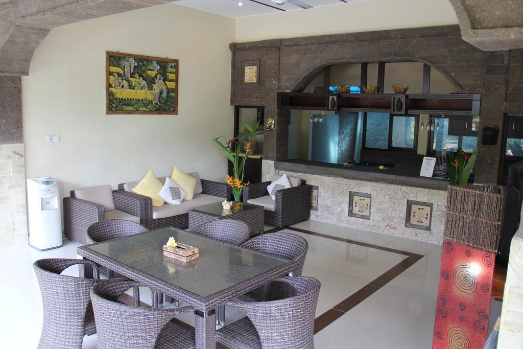 The Catur Villa Seminyak Rum bild