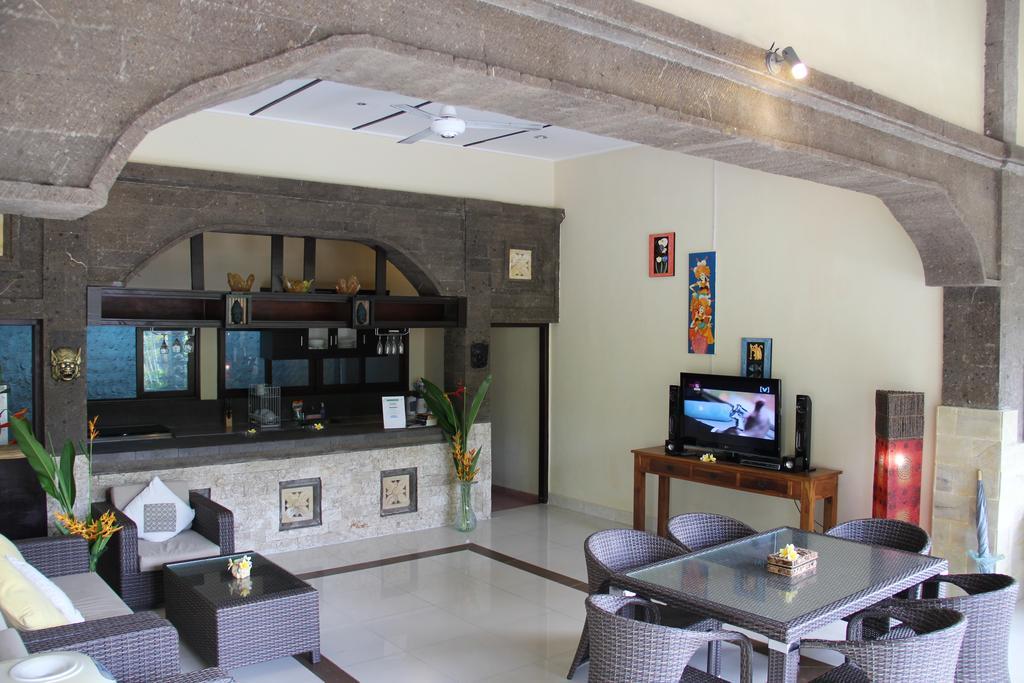 The Catur Villa Seminyak Rum bild